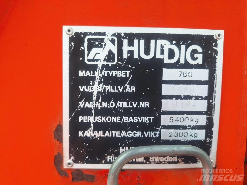 Huddig 760 Екскаватори-навантажувачі