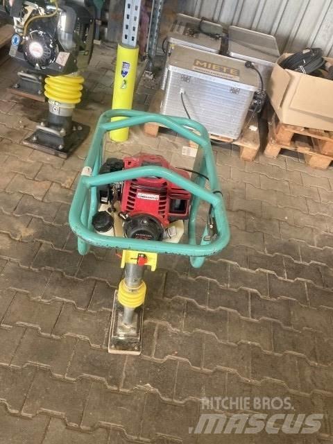 Ammann ATR30 Віброплити та вібротрамбовки