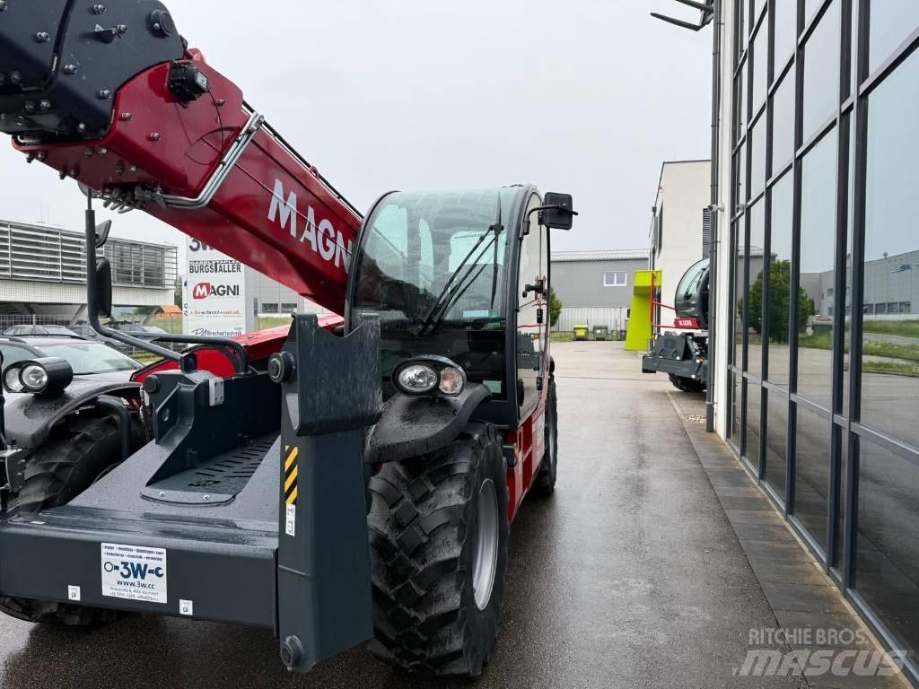 Magni 5.5-19 Телескопічні навантажувачі