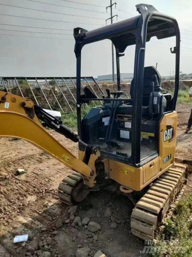 CAT 301.7 Міні-екскаватори < 7т