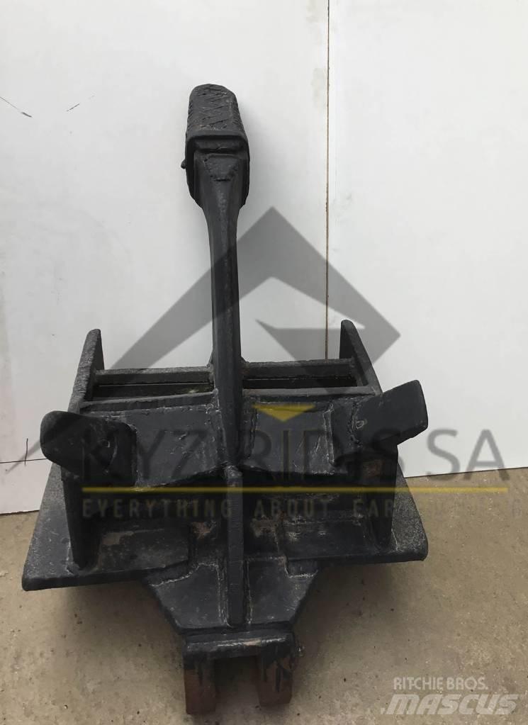 Liebherr R 942 Скарифікатори