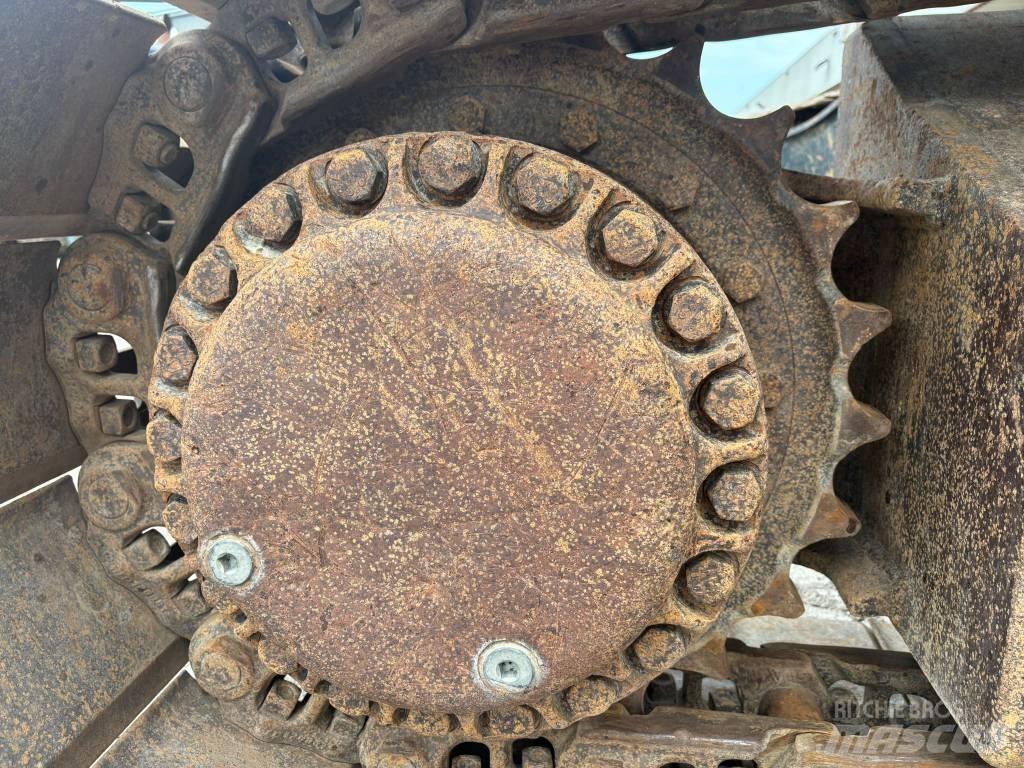 CAT 330 CL Гусеничні екскаватори