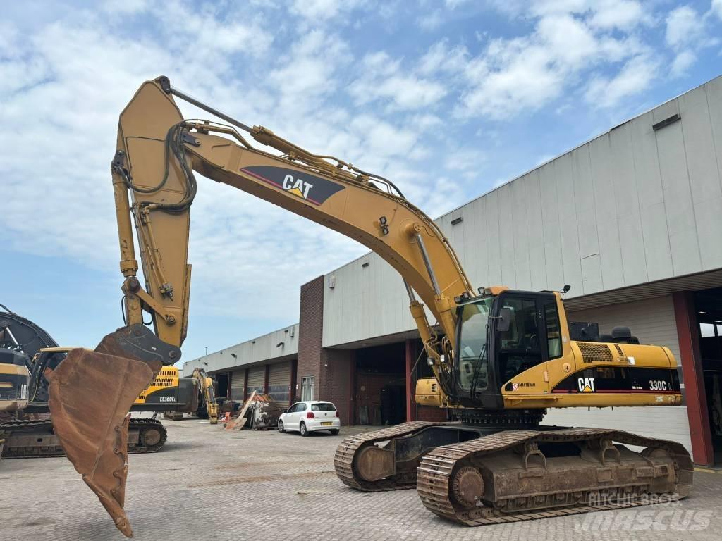 CAT 330 CL Гусеничні екскаватори