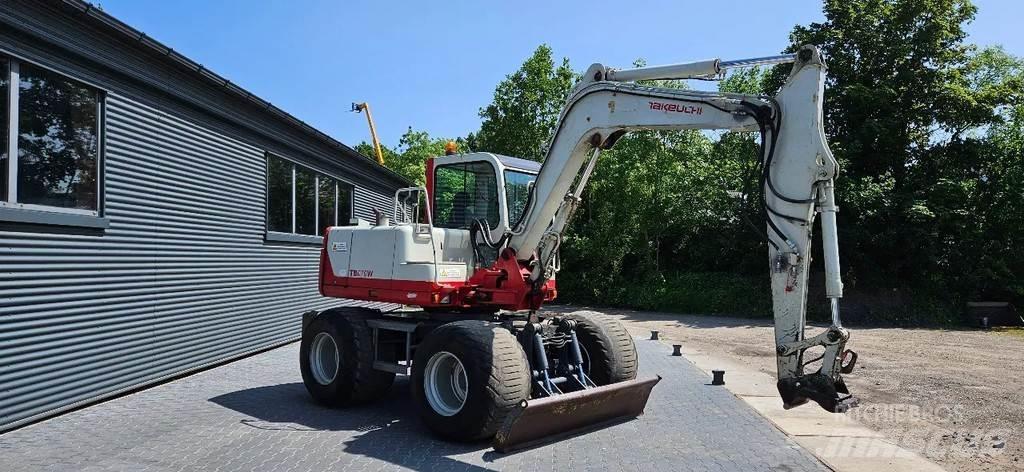 Takeuchi TB070 W Середні екскаватори 7т. - 12т.