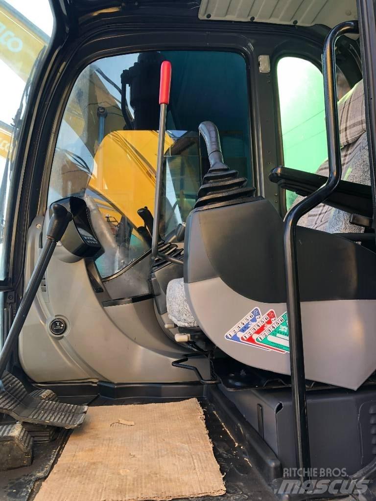 Kobelco 260 Гусеничні екскаватори