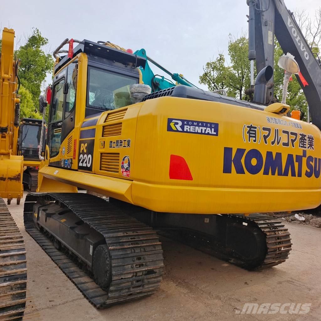 Komatsu PC 220-8 Гусеничні екскаватори