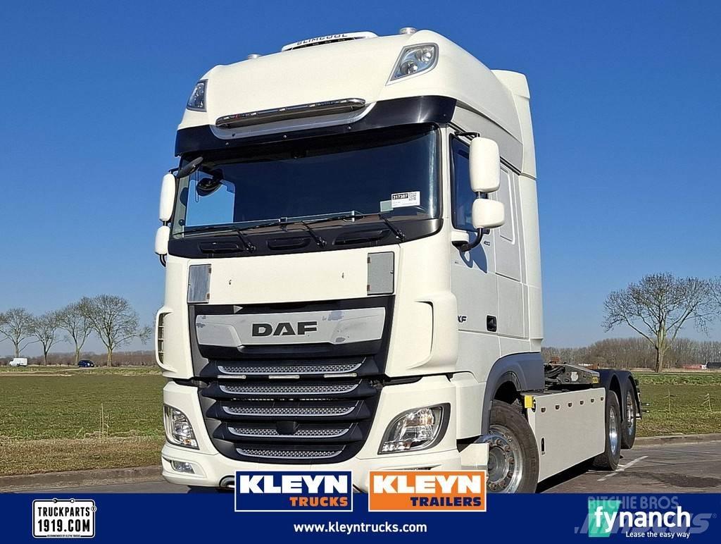 DAF XF 480 FAN Вантажівки з гаковим підйомом
