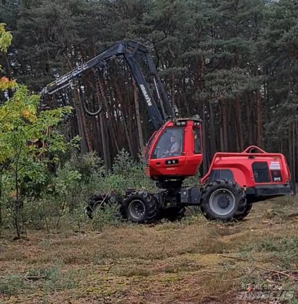 Komatsu 911.6 Харвестери
