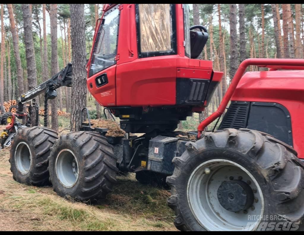 Komatsu 911.6 Харвестери