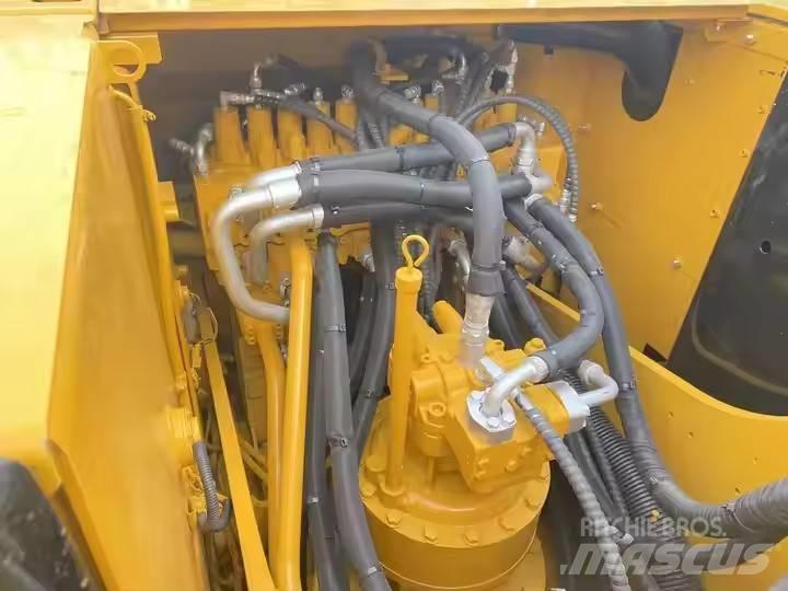 CAT CAT320D2 Середні екскаватори 7т. - 12т.