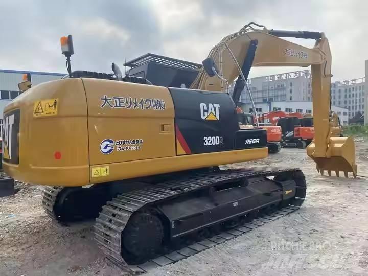 CAT CAT320D2 Середні екскаватори 7т. - 12т.