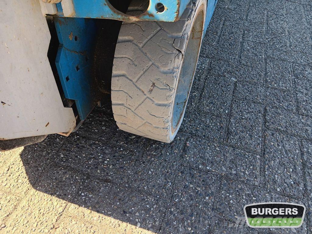 Genie GS2032 Підйомники-ножиці