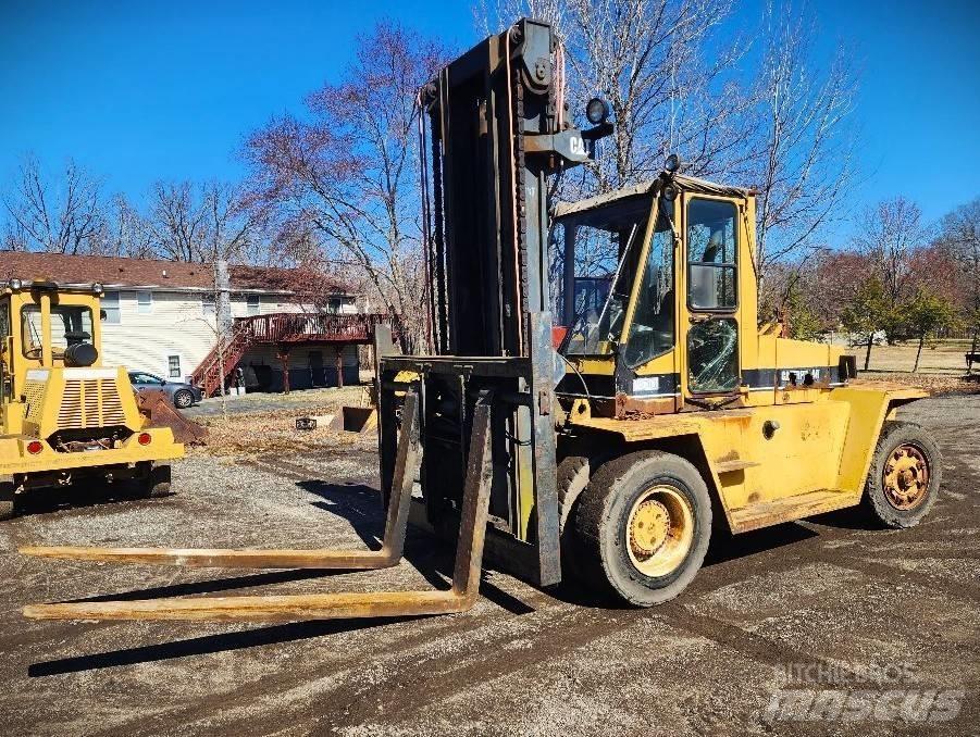 CAT V 330 C Навантажувачі для контейнерів
