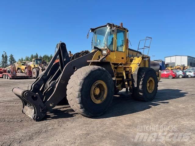 Volvo L220D Фронтальні навантажувачі
