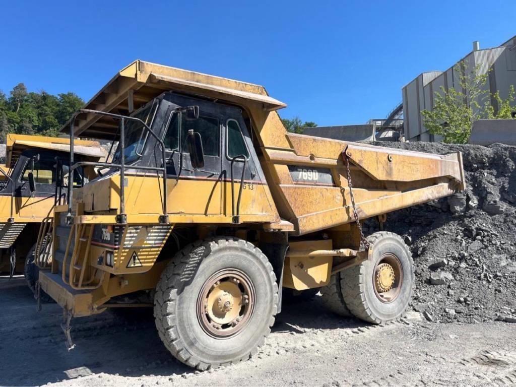 CAT 769 D Кар`єрні самоскиди