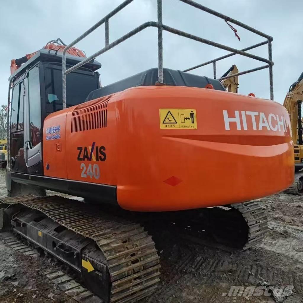 Hitachi 240-3 Гусеничні екскаватори