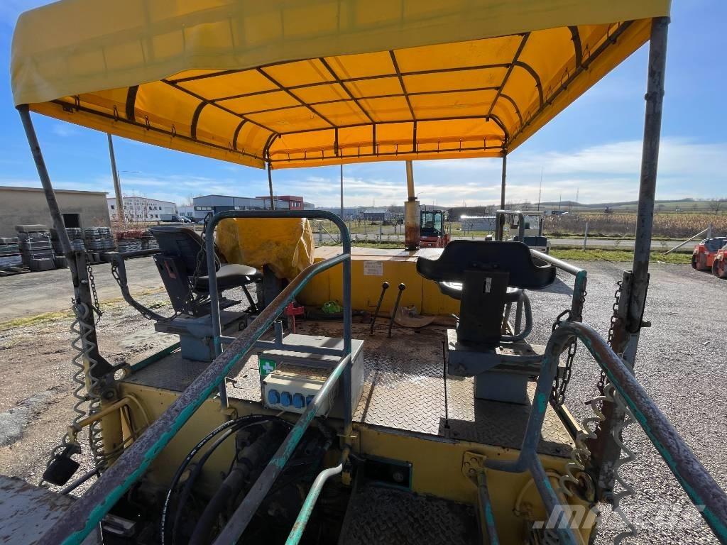 Vögele 1800 Асфальтовкладачі