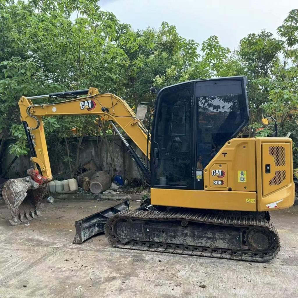 CAT 306 Гусеничні екскаватори