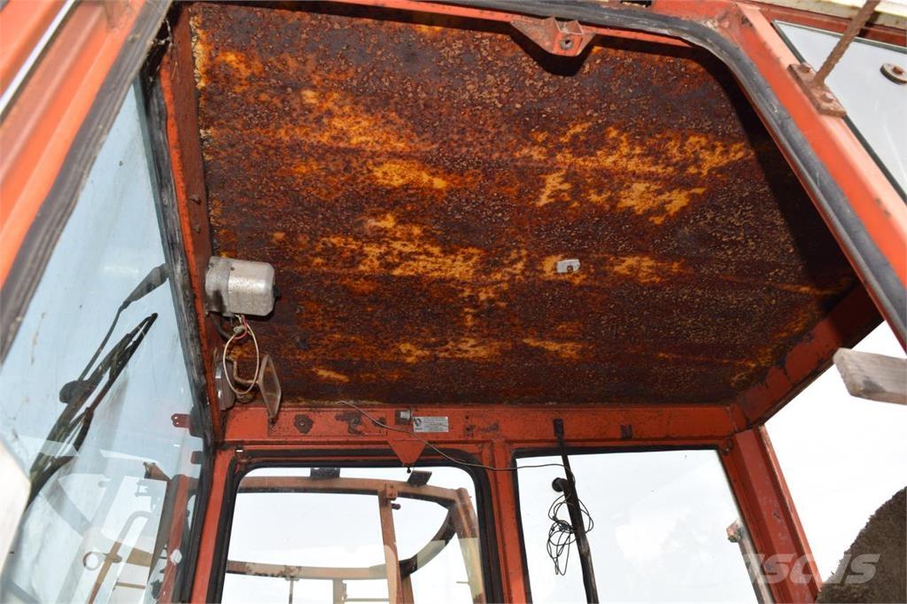 Renault 651 Трактори