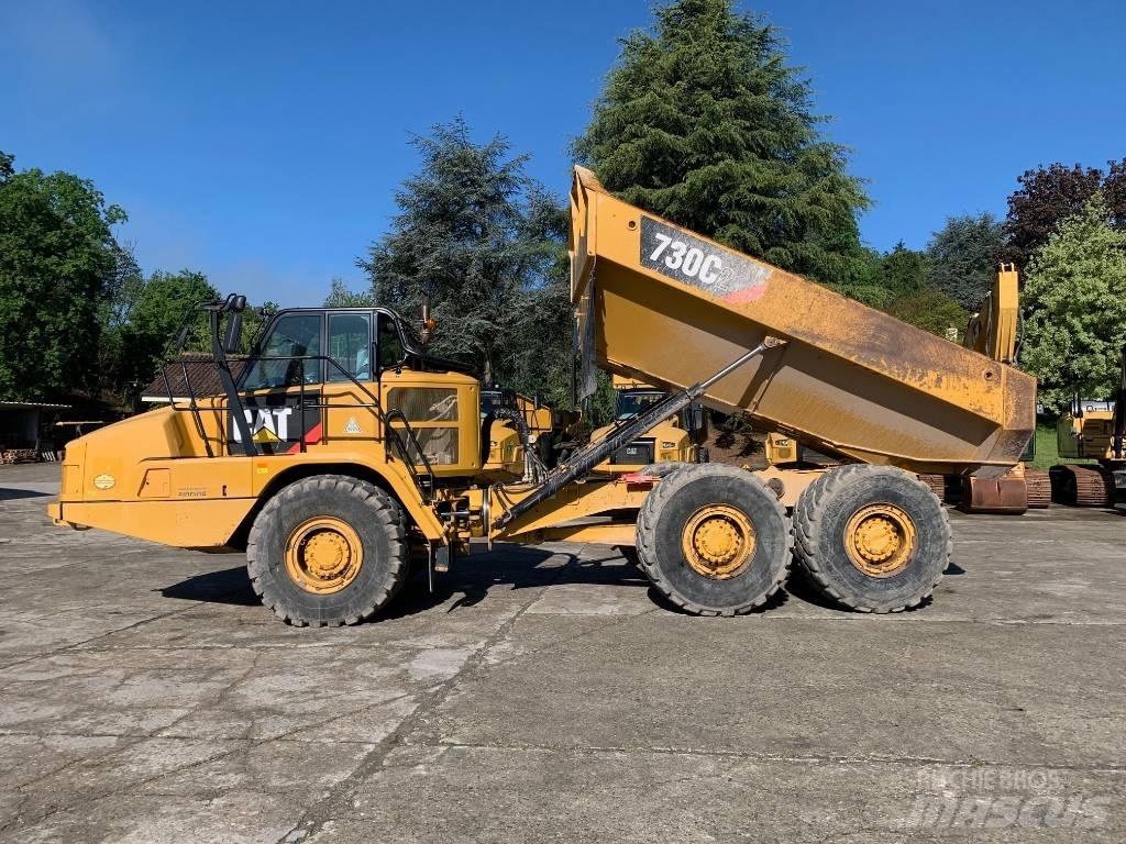 CAT 730 C Зчленовані самоскиди