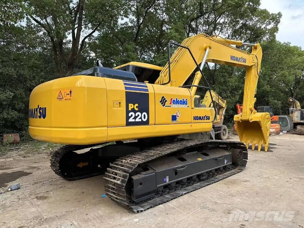 Komatsu PC220-8 Гусеничні екскаватори