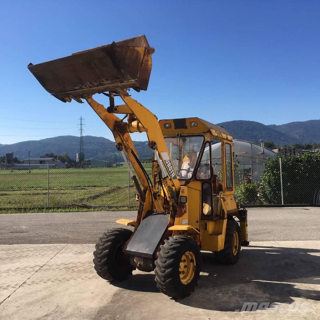 Kubota R 400 Екскаватори-навантажувачі