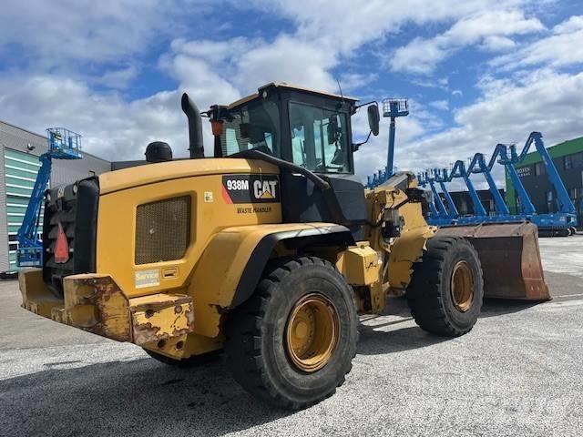 CAT 938 M Фронтальні навантажувачі