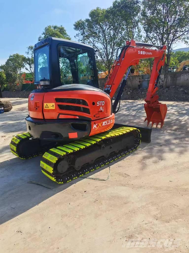Kubota 163-5 Гусеничні екскаватори