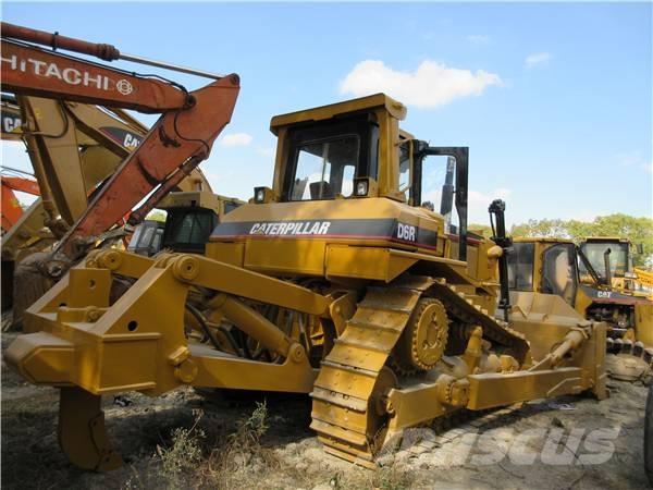 CAT D 6 R Гусеничні бульдозери