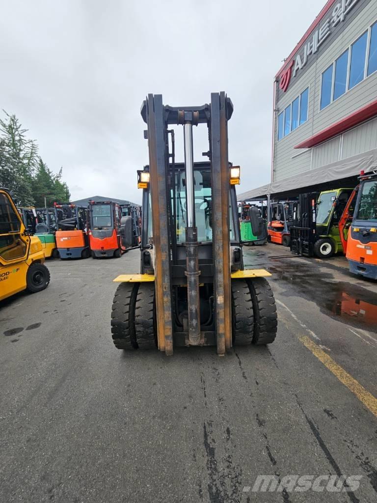 Hyundai 35d-9 Дизельні навантажувачі