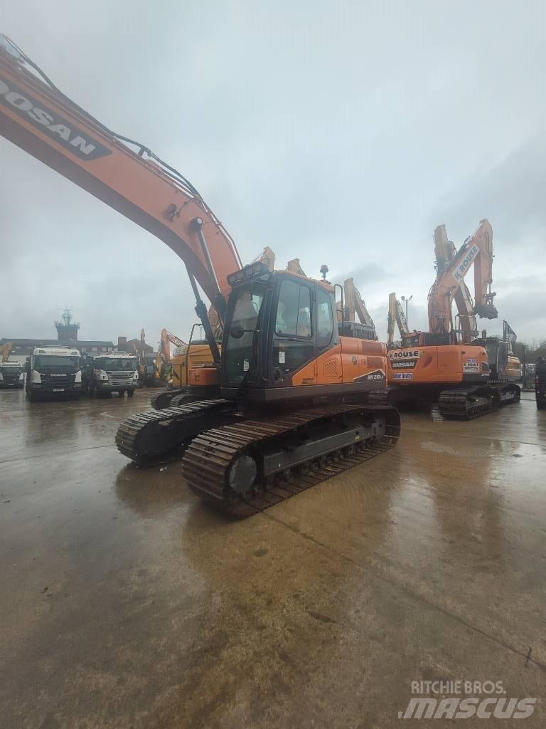 Doosan DX 210 LC-7 Гусеничні екскаватори
