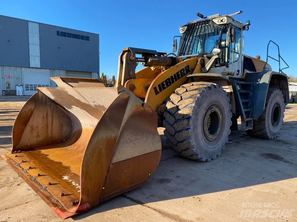 Liebherr L 586 Фронтальні навантажувачі
