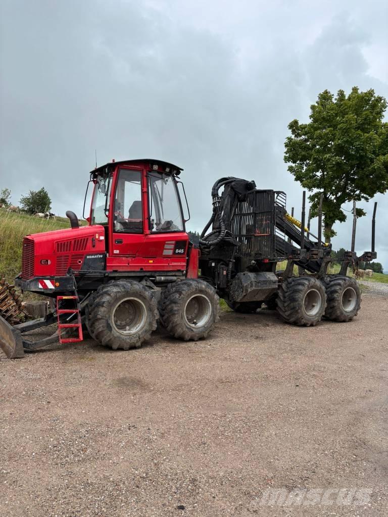 Komatsu 845 Форвардери