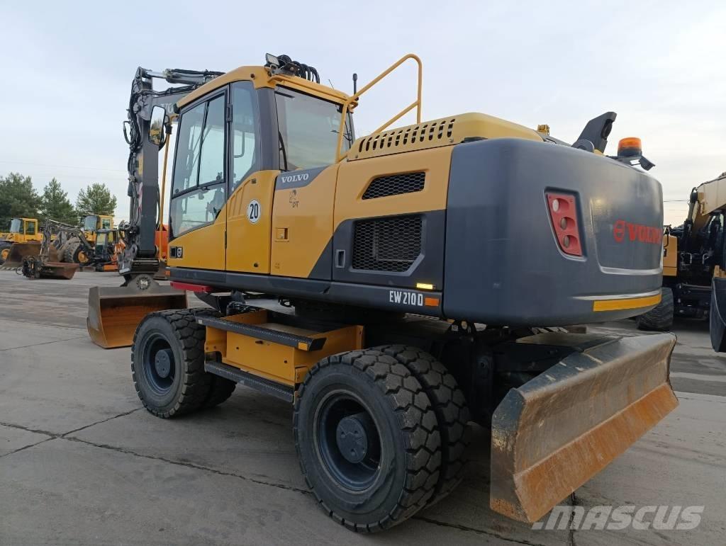 Volvo EW 210 D Колісні екскаватори