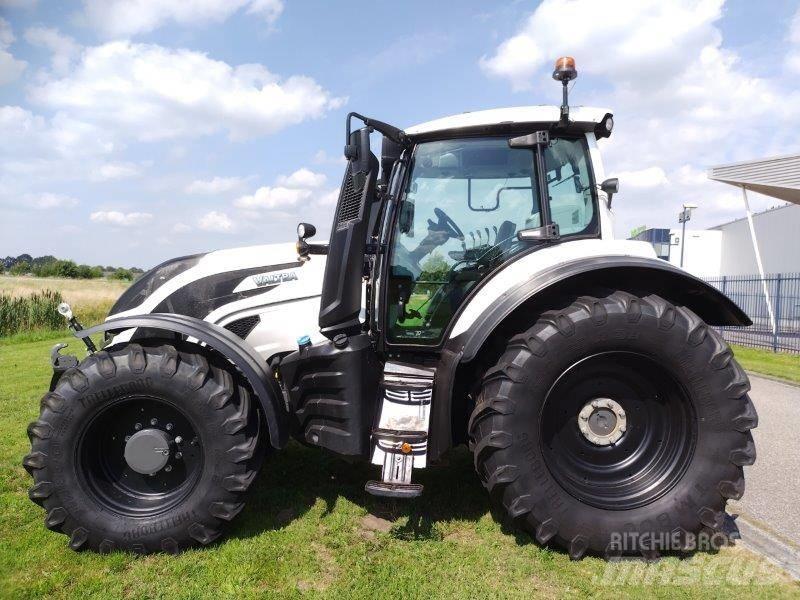 Valtra T 175 A Трактори