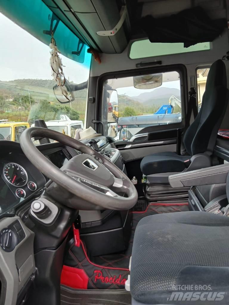 MAN TGX 26.560 Бортові вантажівки