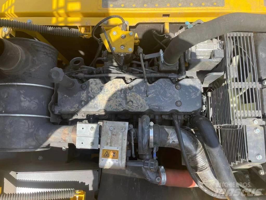 Komatsu PC 270 Гусеничні екскаватори