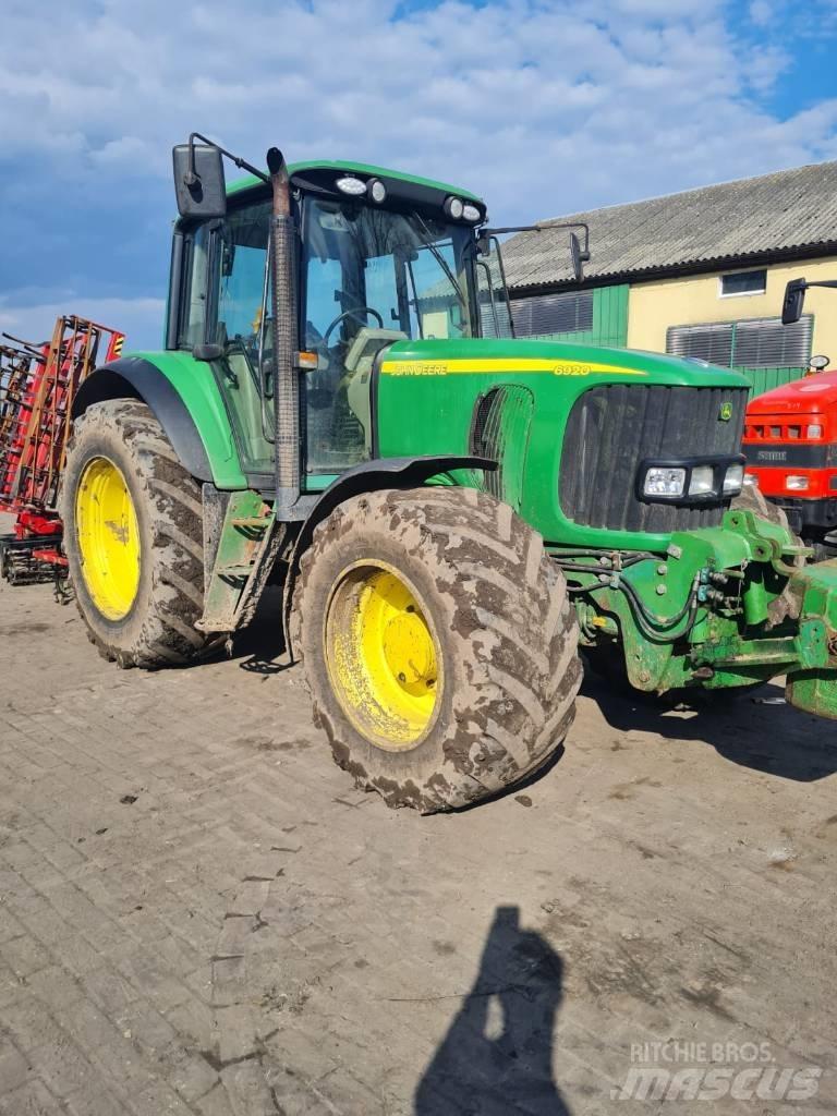 John Deere 6920 Трактори