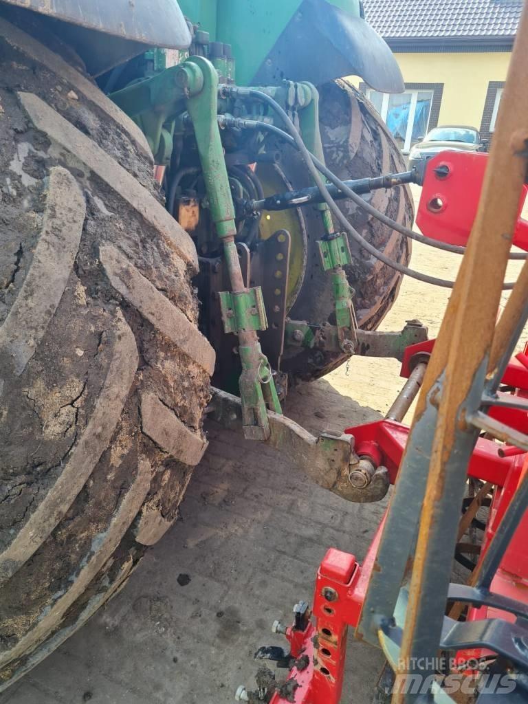 John Deere 6920 Трактори