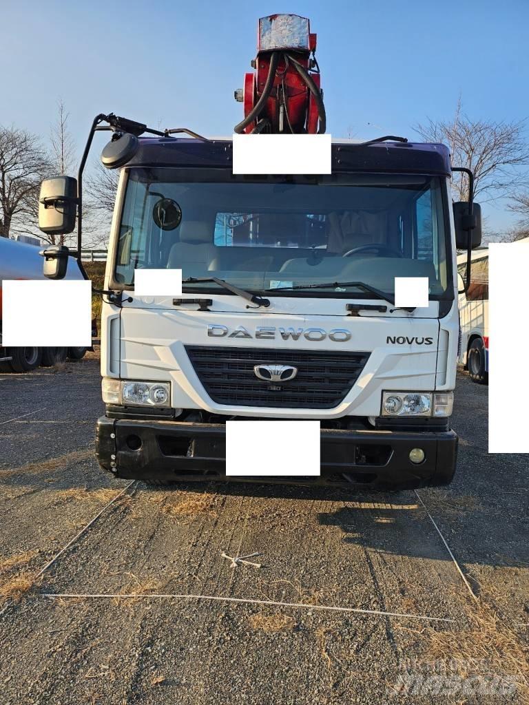 Horyong SKY450 Автовишки на базі вантажівки