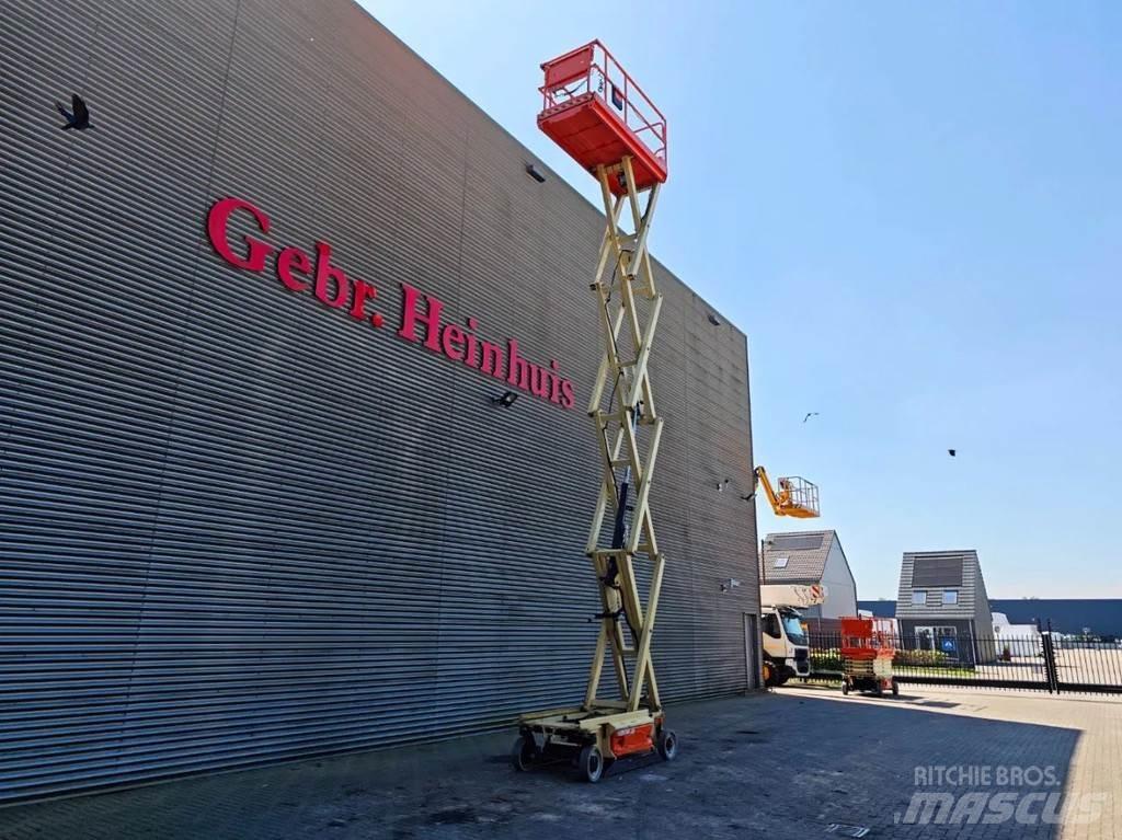 JLG 3246 ES Підйомники-ножиці