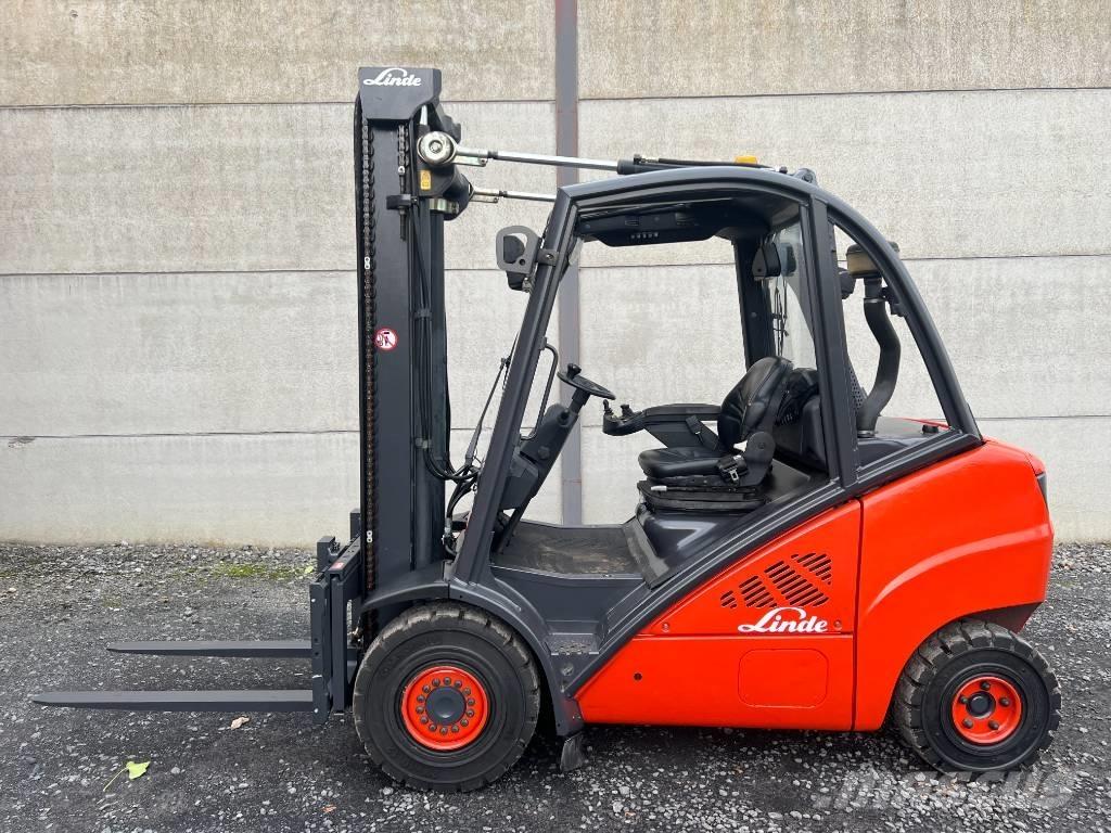 Linde H30D-01 Дизельні навантажувачі