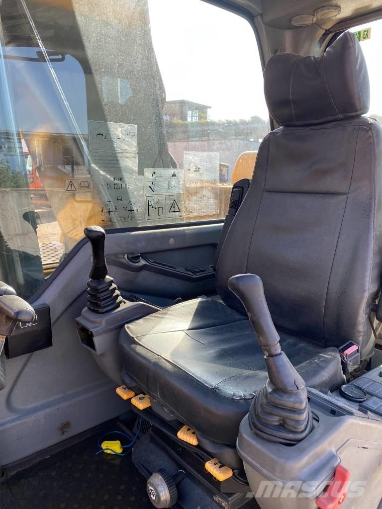 Volvo EC 210 B LC Гусеничні екскаватори