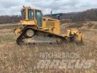 CAT D6N Гусеничні бульдозери