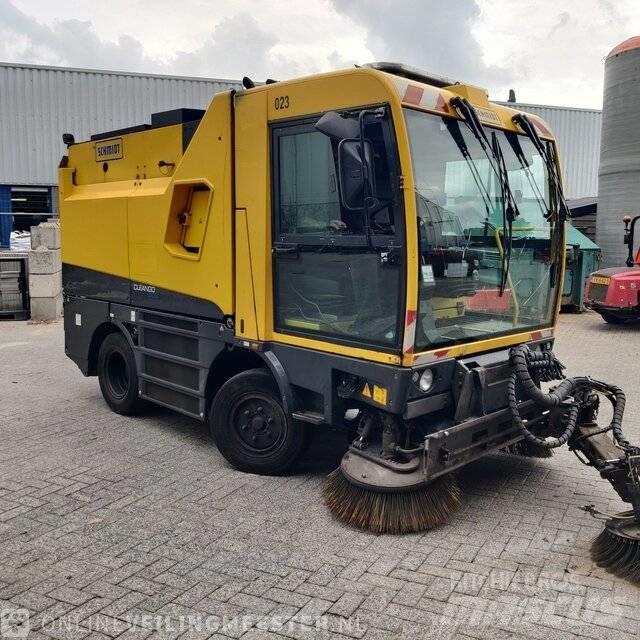 Schmidt Cleango Підмітальні машини