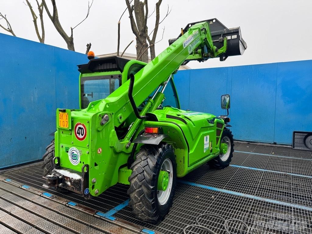 Merlo 27.6 PLUS Телескопічні навантажувачі