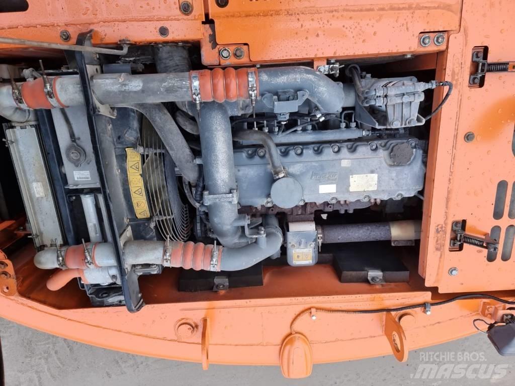 Doosan DX 140 LC Гусеничні екскаватори