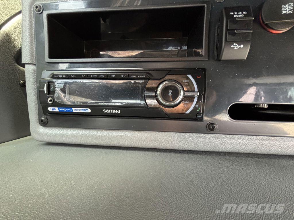 Yanmar B95W Середні екскаватори 7т. - 12т.