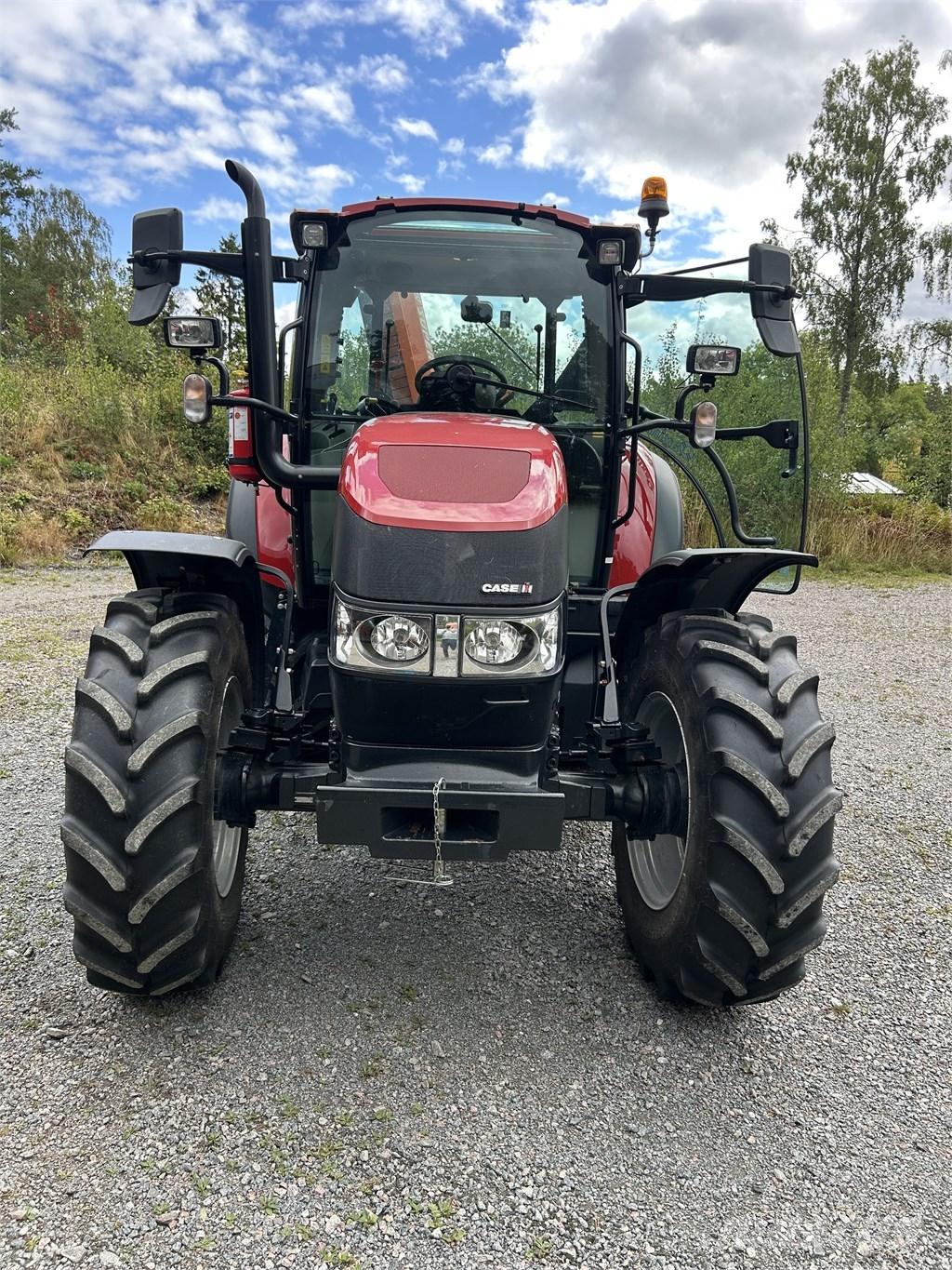 Case IH Farmall 85 C Трактори