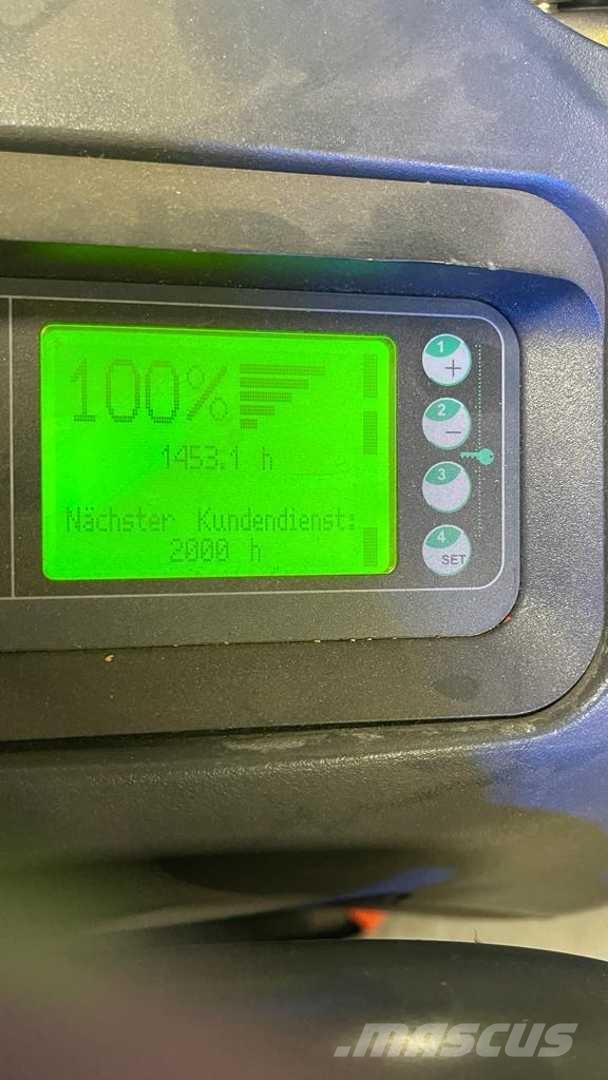 Linde T20AP Самохідні електроштабелери